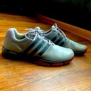 Adidas Gray and Black Golf Shoes with Modern Design